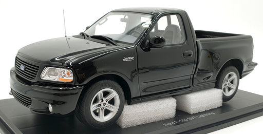 DNA Collectibles 1/18 Scale DNA000118 - Ford SVT F-150 Lightning - Black