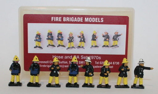 Fire Brigade models 1/72 Scale - FBM17 Hose & BA set 1970s Figures