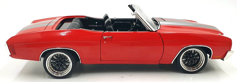 Acme 1/18 Scale A1805518 - 1970 Chevrolet Chevlle SS Restomod - Red