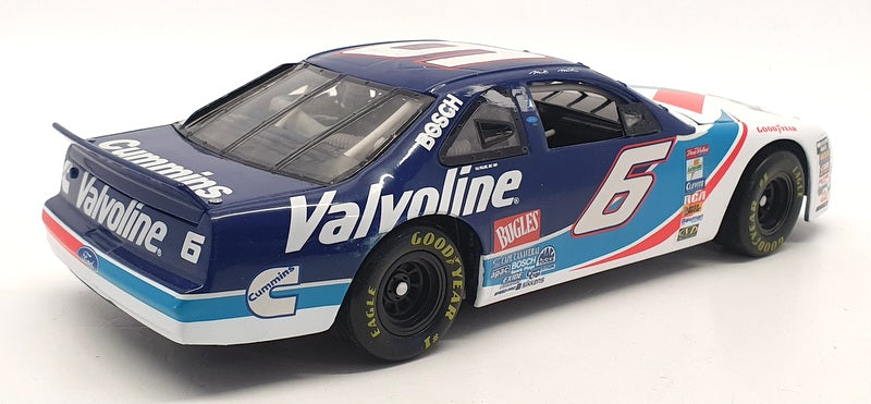 Ertl 1/18 Scale Diecast 7283 - 1996 Ford Thunderbird #6 Valvoline