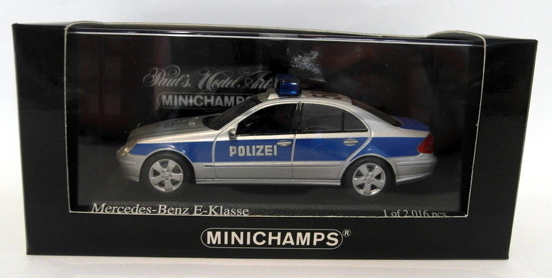 Minichamps 1/43 Scale diecast 400 031590 Mercedes Benz E-Class Hamburg Police