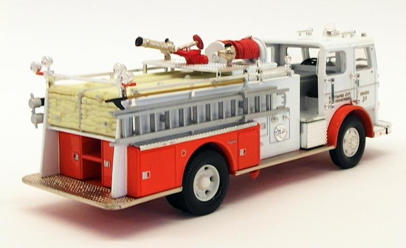 Corgi 1/50 Scale Diecast Model US50804 - Seagrave K - Baltimore MD