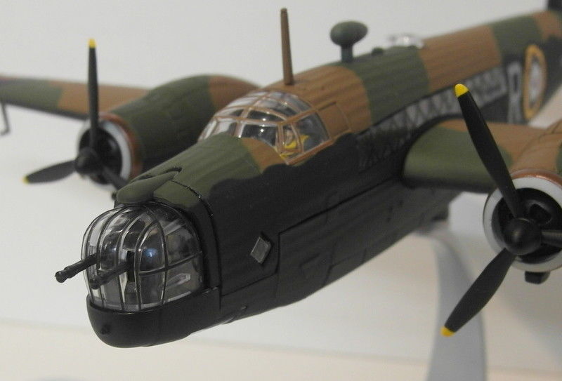 Corgi 1/72 Scale Diecast AA34809 Vickers Armstrong Wellington Mk.1A N2980