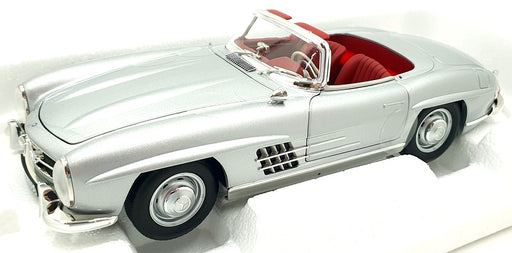 Norev 1/18 Scale Diecast 183890 - Mercedes-Benz 300 SL Roadster 1957 - Silver