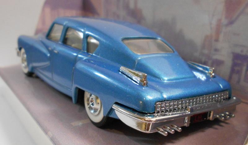 Dinky 1/43 Scale Diecast Model DY-11B 1948 TUCKER TORPEDO BLUE