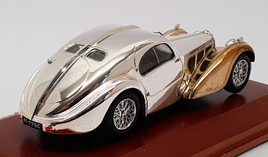 Atlas Editions Silver Cars 1/43 Scale  7 687 101 - Bugatti Coupe Atlantic