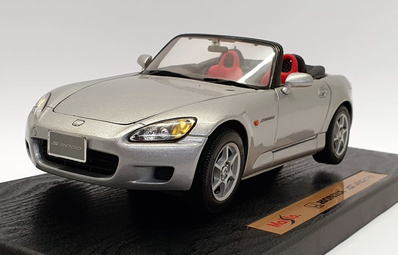 Maisto 1/18 Scale Diecast - 31879 Honda S2000 Roadster Japanese Version Silver