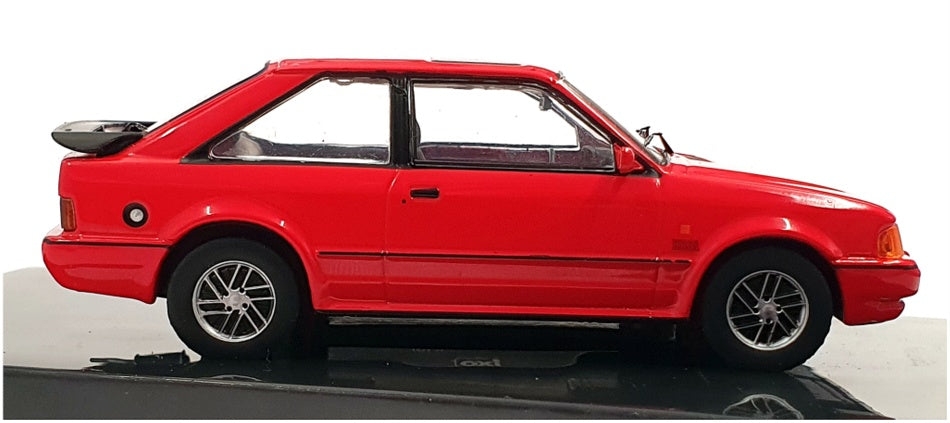 Ixo Models 1/43 Scale CLC395N - 1990 Ford Escort MkIV XR3i - Red