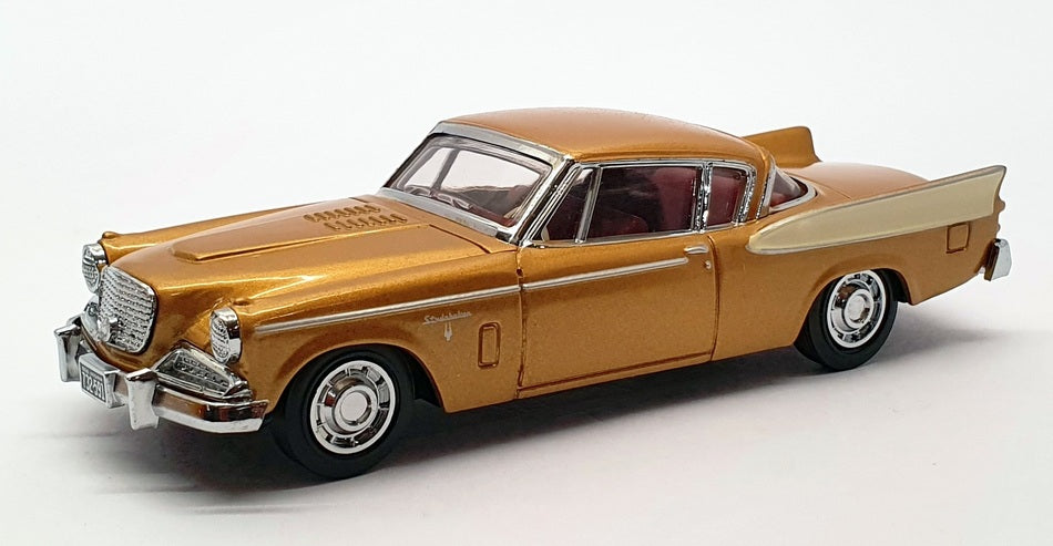 Matchbox Dinky 1/43 Scale DY-26 - Studebaker Golden Hawk - Gold