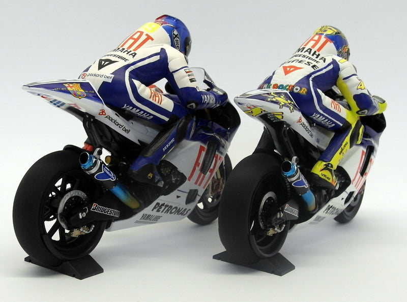 Minichamps 1/12 122 094699 Team Fiat Yamaha GP Barcelona 2009 Rossi / Lorenzo