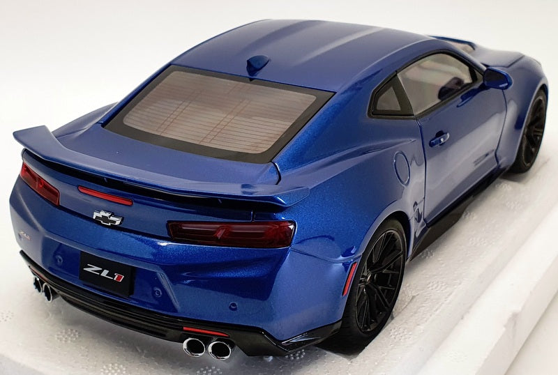 Autoart 1/18 Scale Model 71209 - Chevrolet Camaro ZL1 - Hyper Blue