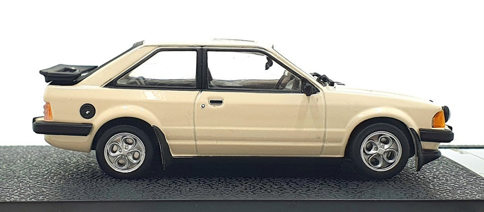 Vitesse 1/43 Scale T9-43090 - 1983 Ford Escort Mk.3 XR3i - Diamond White