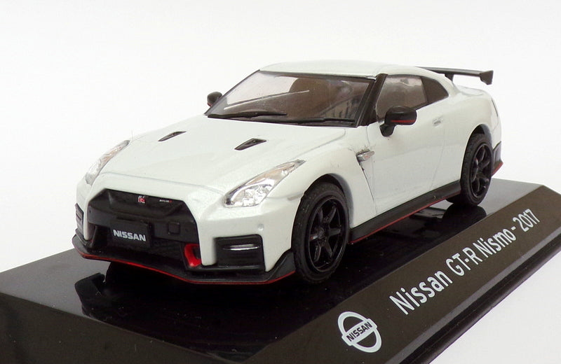 Altaya 1/43 Scale Model Car AL4520B - 2017 Nissan GT-R Nismo - White