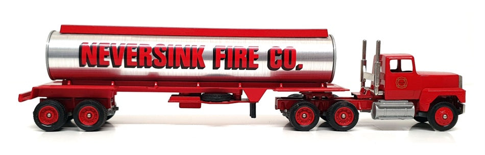 Winross 1/64 Scale WR019 - Ford Tanker Truck Neversink Fire Co. - Red