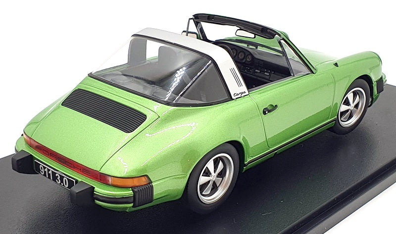 KK Scale 1/18 Scale Diecast KKDC180682 - Porsche 911 SC Targa 1977 - Green