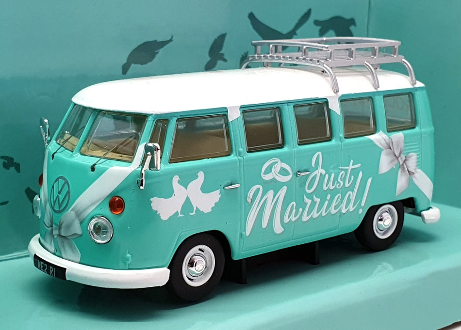 Corgi Appx 9cm Long Diecast CC02737 - VW Campervan - Just Married