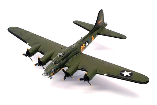 Corgi 1/144 Scale 48204 - Boeing B-17 Flying Fortress Memphis Belle