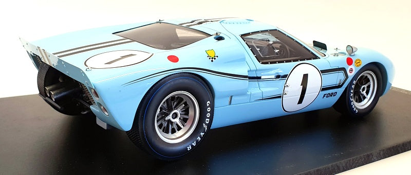 Spark 1/18 Scale Model Car 18S470 - 1967 Ford GT40 Mk 2B #1 Winner 12H Rheims