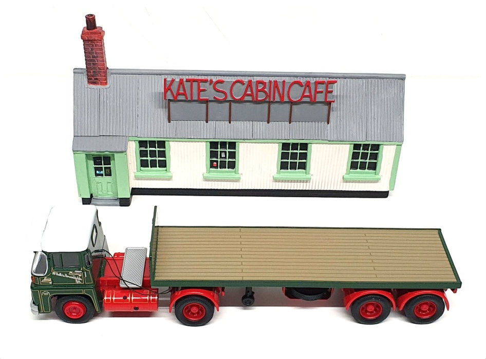 Corgi 1/50 Scale CC11701 - Guy Invincible & Kates Cabin McCall & Greenshields