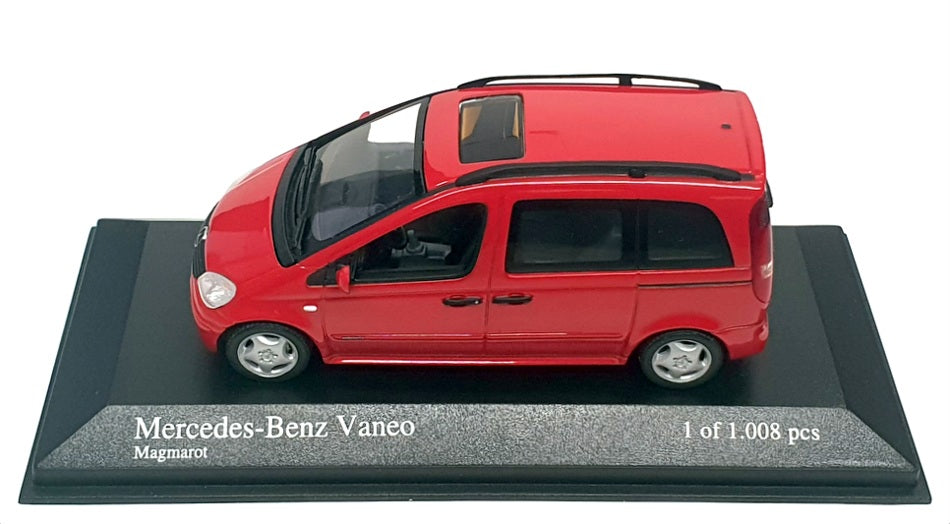 Minichamps 1/43 Scale 400 031202 - 2002 Mercedes Benz Vaneo - Red