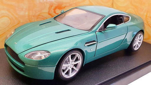 Hot Wheels 1/18 Scale Diecast H3068 - Aston Martin V8 Vantage - Green