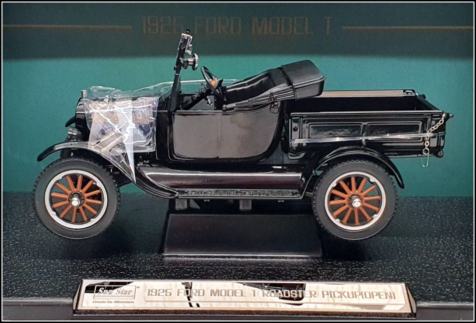 Sun Star 1/24 Scale 1862 - 1925 Ford Model T Roadster Pickup (Open) - Black