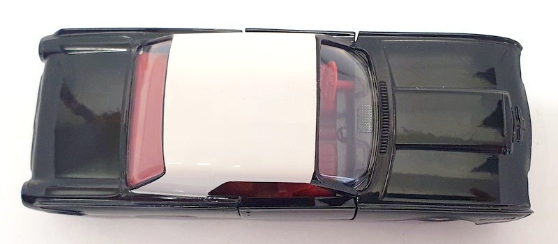 Solido 1/43 Scale Diecast S1001282 - Ford Thunderbird - Black