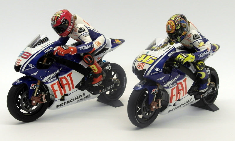 Minichamps 1/12 122 094699 Team Fiat Yamaha GP Barcelona 2009 Rossi / Lorenzo