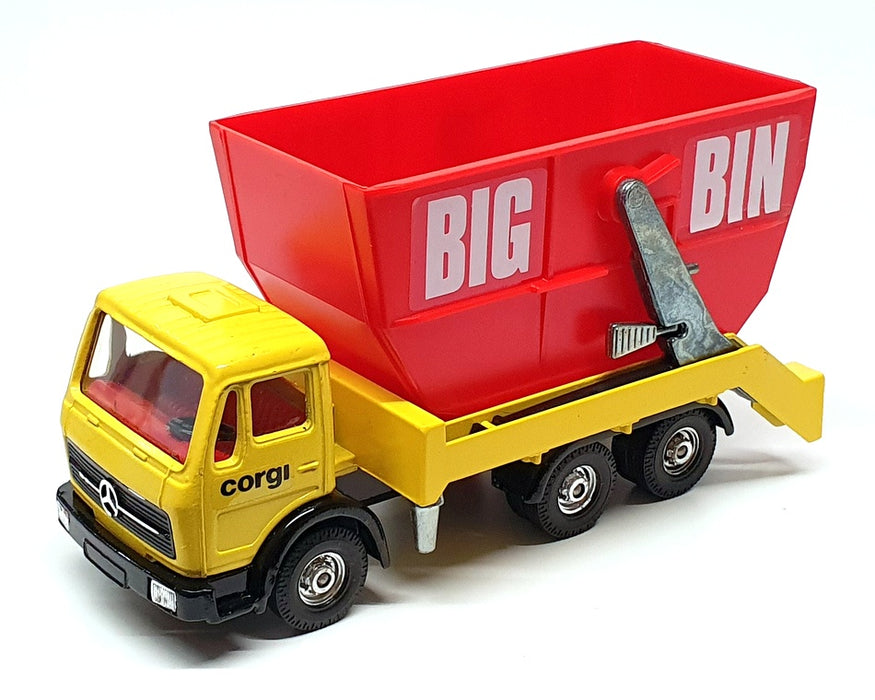 Corgi 14cm Long Diecast 1119 - Mercedes Benz Loadlugger Truck - Yellow/Red