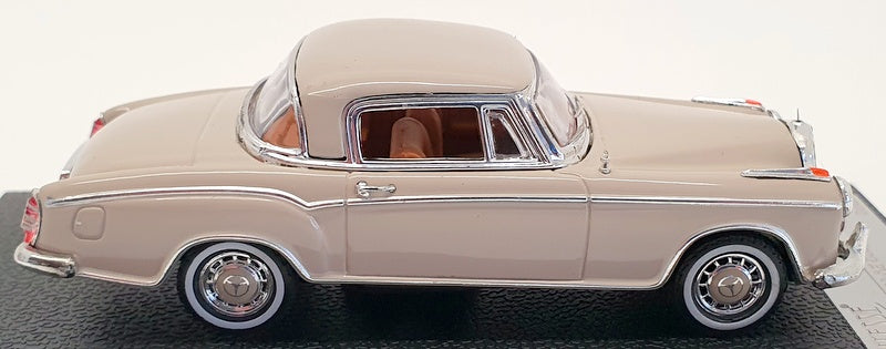 Vitesse 1/43 Scale Model 28661 - Mercedes Benz 220 SE Coupe - Cream