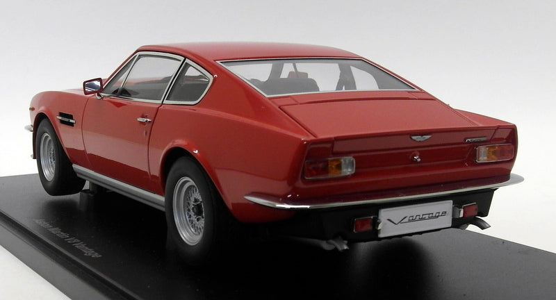 Autoart 1/18 Scale - 70222 Aston Martin V8 Vantage 1985 Suffolk Red