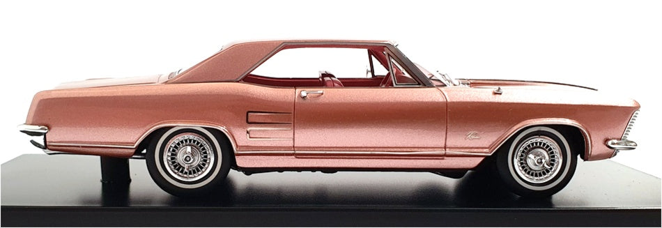 Goldvarg 1/43 Scale GC-046C - 1963 Buick Riviera - Rose Mist Poly