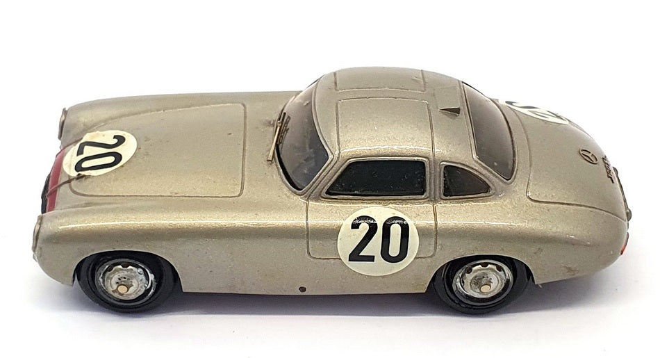 Starter 1/43 Scale Built Kit ST20M - Mercedes Benz 300 SL - #20 Silver