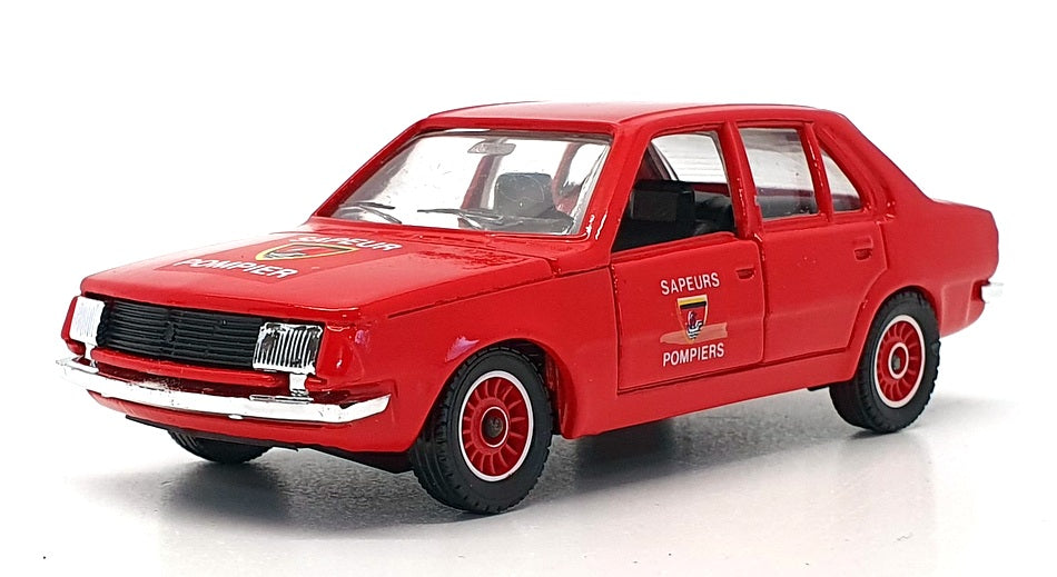 Solido 1/43 Scale Diecast 1318 - Renault 18 Fire Vehicle - Red