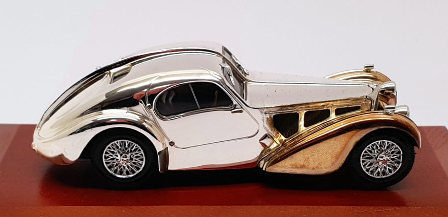 Atlas Editions Silver Cars 1/43 Scale  7 687 101 - Bugatti Coupe Atlantic