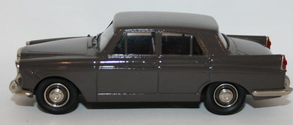 Lansdowne Models 1/43 Scale LDM6A - 1961 Wolseley Saloon - Taupe Mushroom