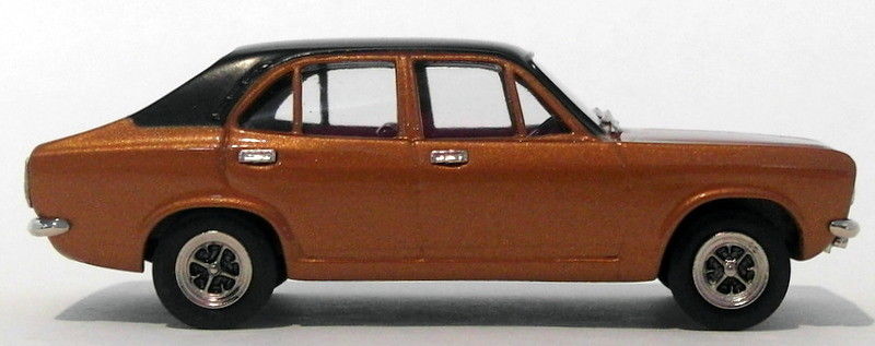 Lansdowne Models 1/43 Scale LDM35X 1971 Hillman Avenger GLS Met Tangerine/Black