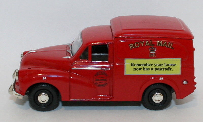 Vanguards 1/43 Scale VA11006 - Morris Minor Van - Royal Mail