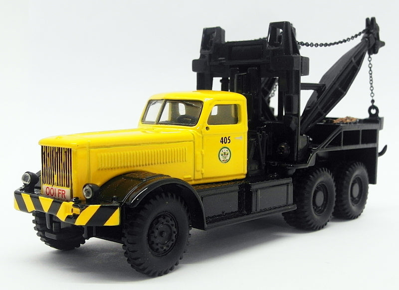 Corgi 1/50 Scale 55605 - Diamond T Wrecker Truck - Blackpool Trans.