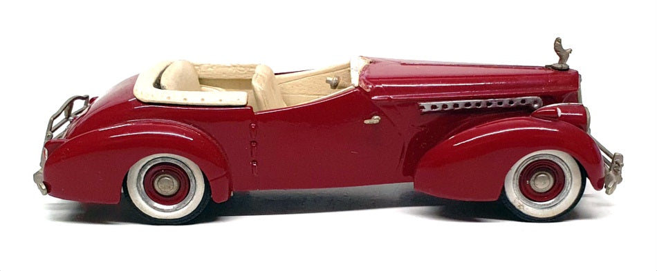 Western 1/43 Scale WMS31 - 1940 Packard Darrin Super 8 - Deep Red/White