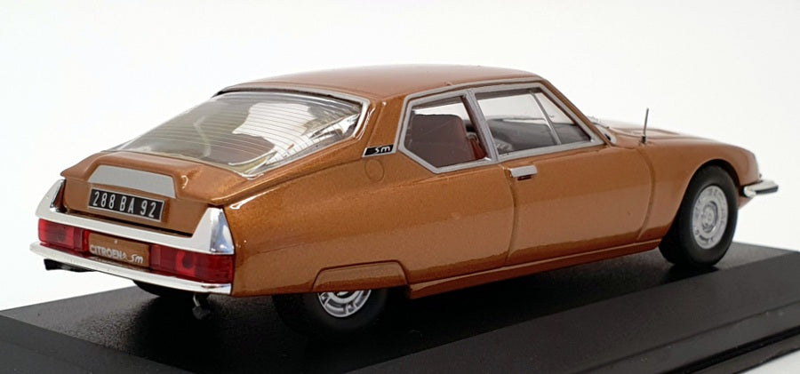 Altaya 1/43 Scale Model Car AL8920A - 1970 Citroen SM - Gold