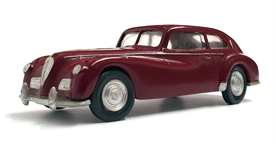 Idea 3 1/43 Scale Built Kit 11022A - Alfa Romeo 6c 2500 - Burgundy