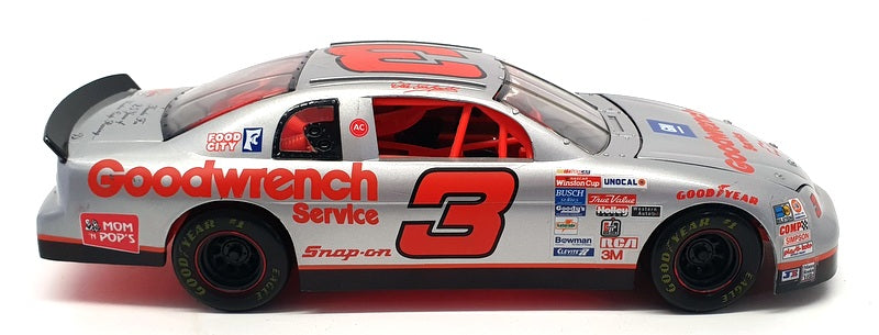 Ertl 1/18 Scale Diecast 7011 - Chevrolet #3 Goodwrench Dale Earndhardt