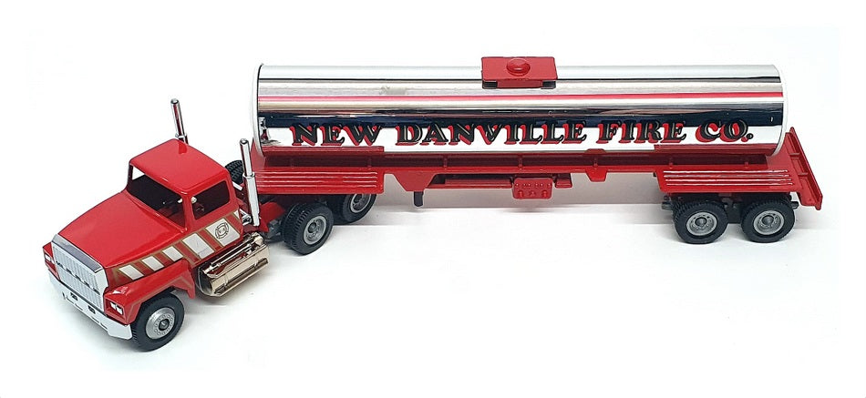 Winross 1/64 Scale WR017 - Ford Tanker Truck Danville Fire Co. - Red