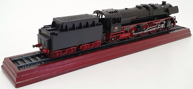 Atlas Editions 25cm Long Locomotive 904018 - DB 01 Class 01.224