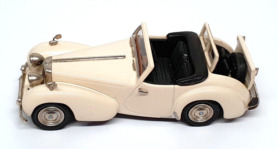 Lansdowne Models 1/43 Scale LDM37 - 1949 Triumph 2000 Roadster - J. ROBERTS