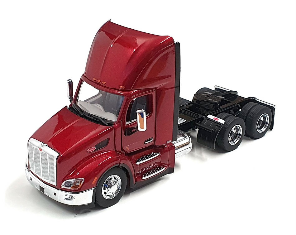 Diecast Masters 1/50 Scale 71068 - Peterbilt Model 579 Day Cab