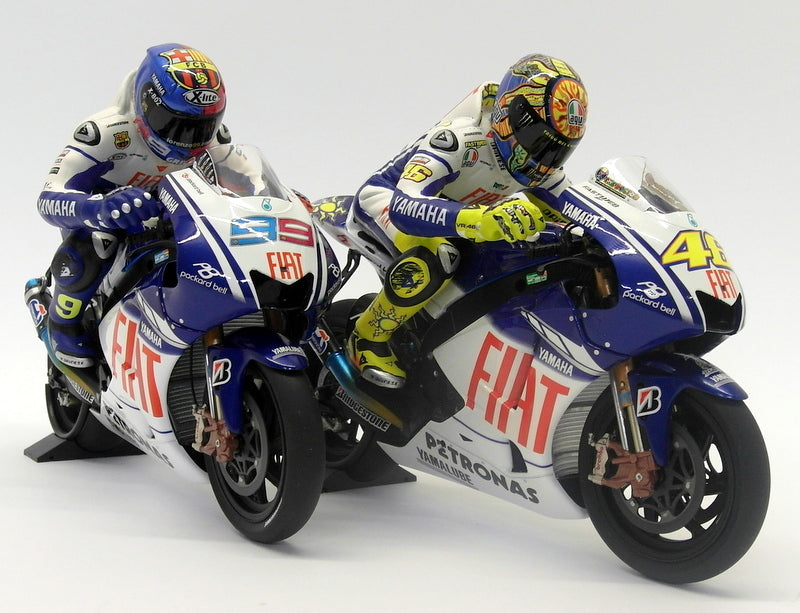 Minichamps 1/12 122 094699 Team Fiat Yamaha GP Barcelona 2009 Rossi / Lorenzo