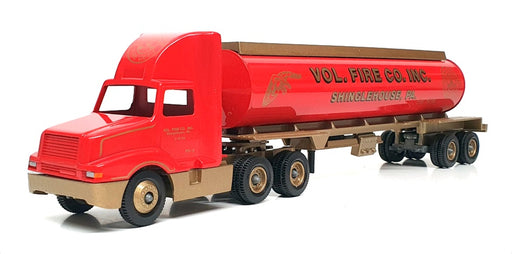 Winross 1/64 Scale WR023 - Shinglehouse PA Fire Tanker Truck - Red