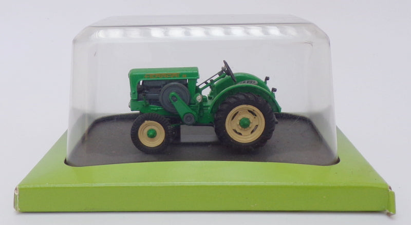 Hachette 1/43 Scale Model Tractor HT124 - 1950 Ferrari F2 - Green